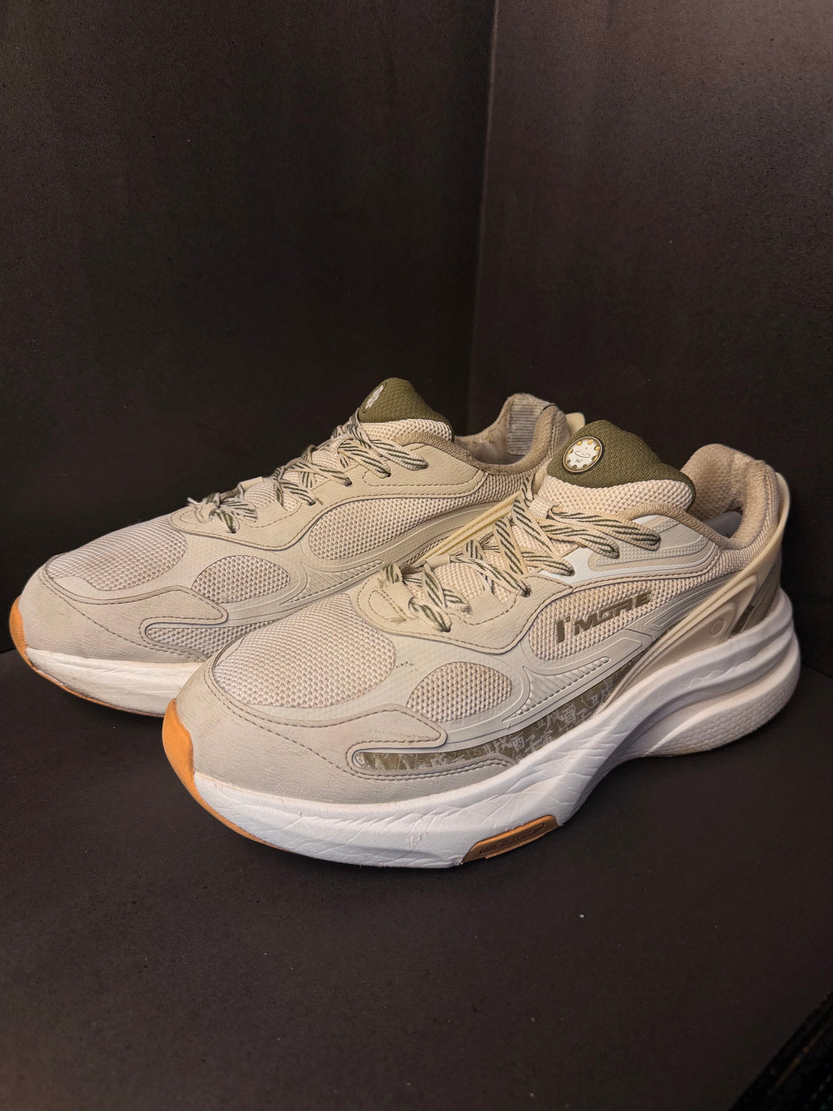 ELEOS SE 361 Degrees Chunky Mesh Running Shoe