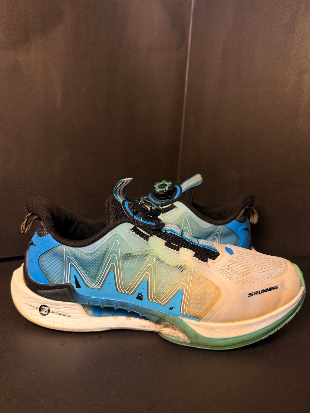 Anta Chaser 5.0  Runuing shoes