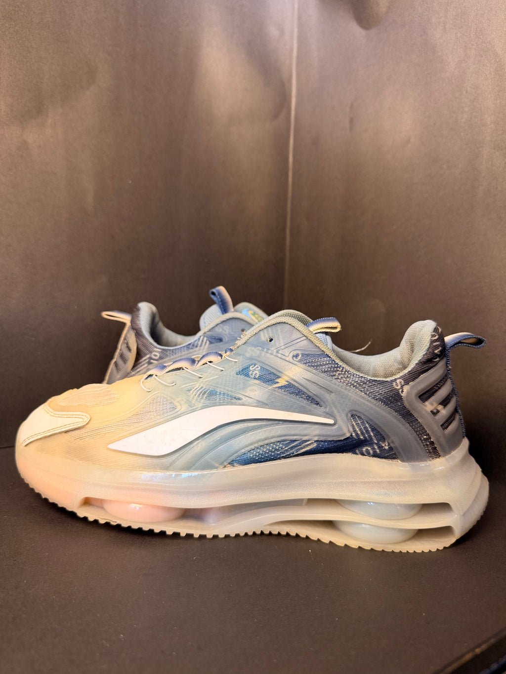 Blue and Grey Dial-Lace Air-Cushion Sneaker(BOSS)