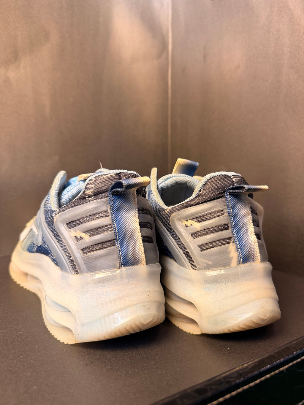 Blue and Grey Dial-Lace Air-Cushion Sneaker(BOSS)