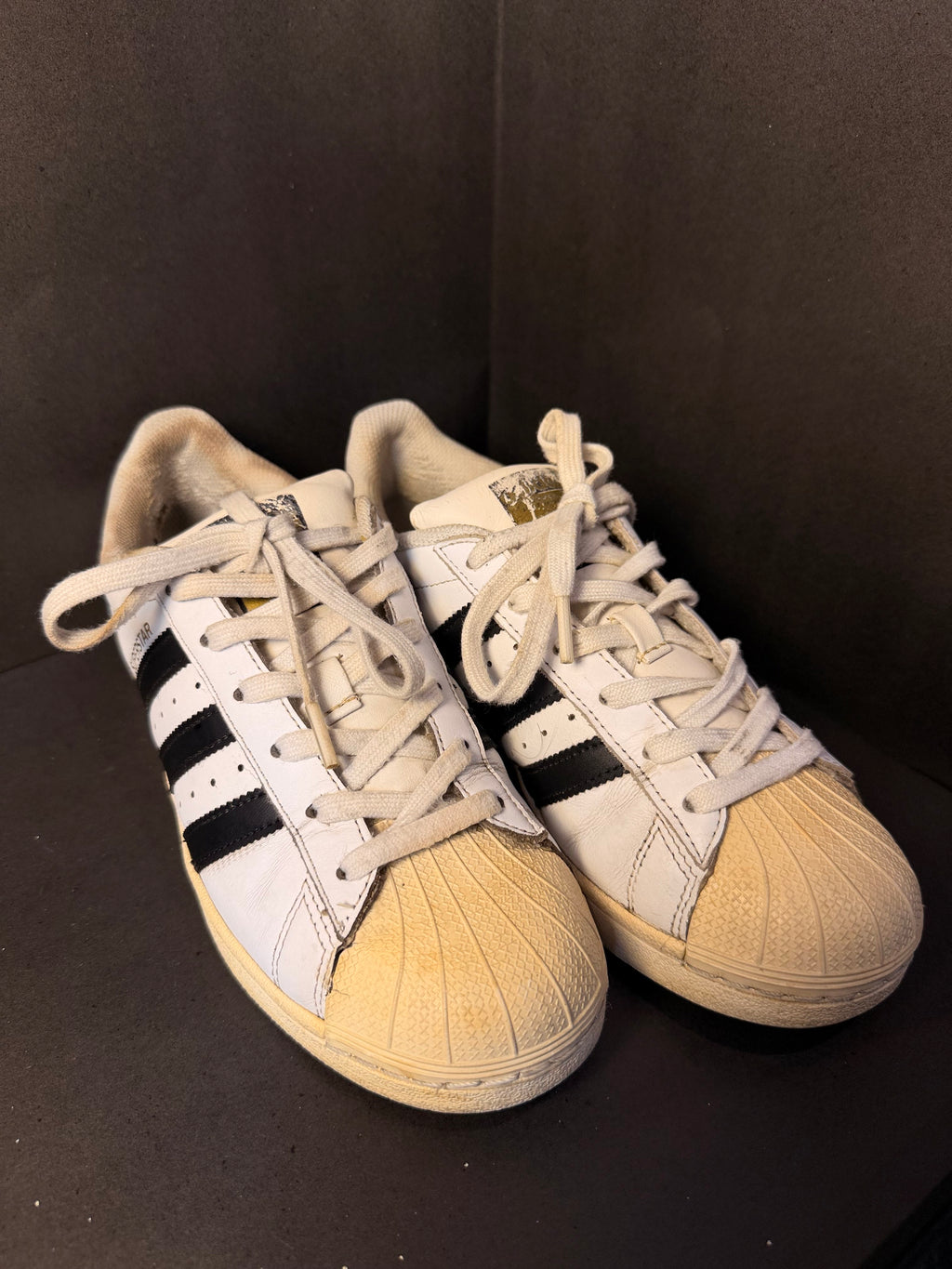 Addidas Superstar Sneakers(Adidas)