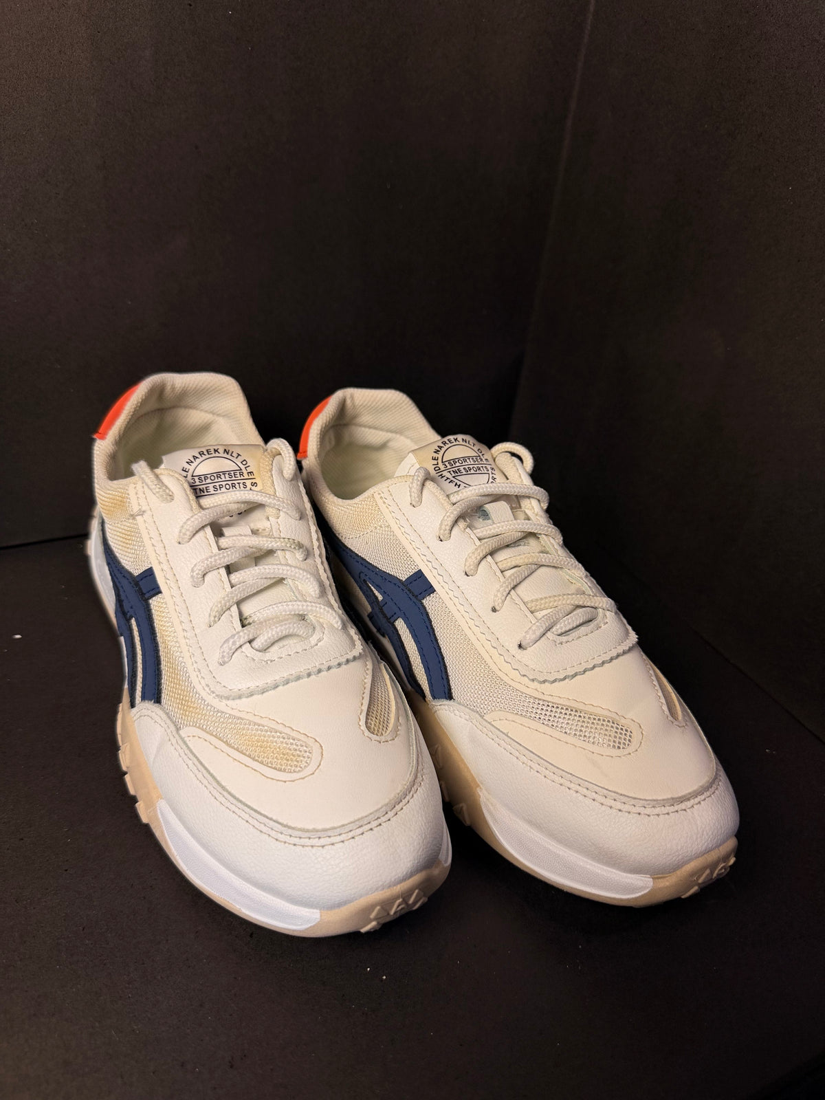 Asics Running Sneaker(ASICS)
