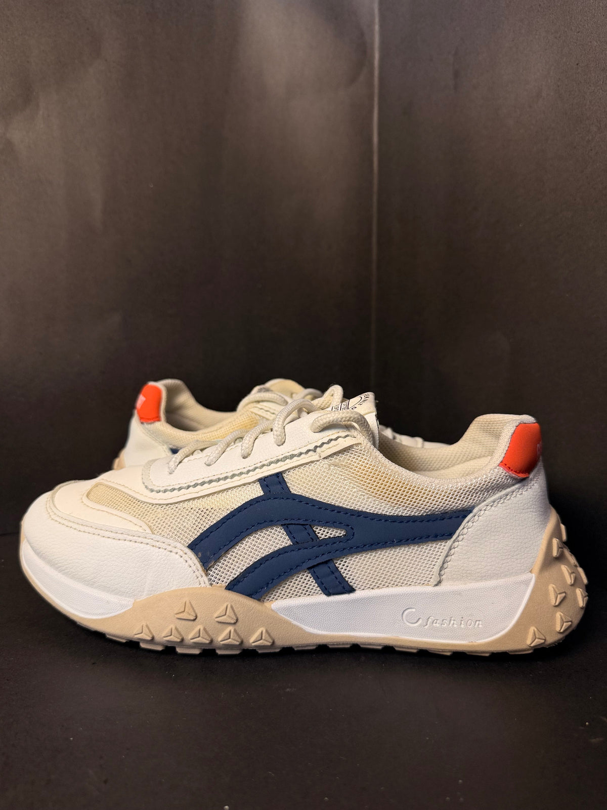Asics Running Sneaker(ASICS)