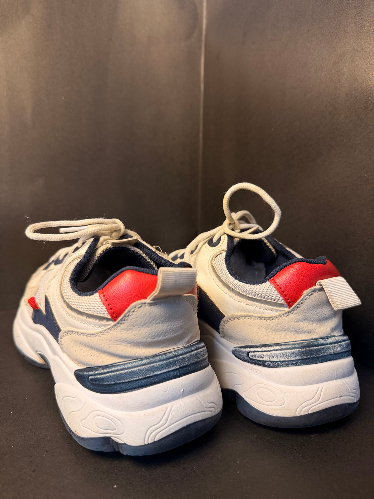 White and Navy Chunky Training Sneaker(CENTRAL)