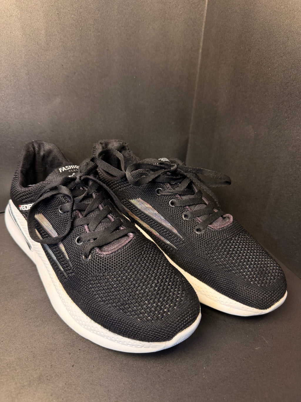 Black Mesh Casual Running Shoe(FEOBI)