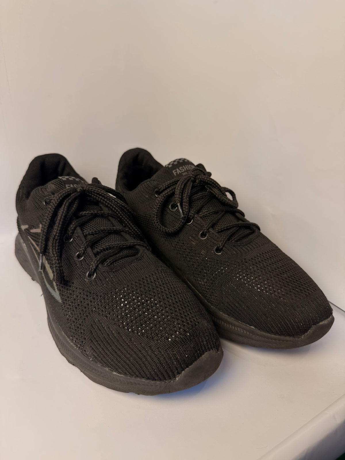 Black Knit Reflective Running Shoe(GODOO)