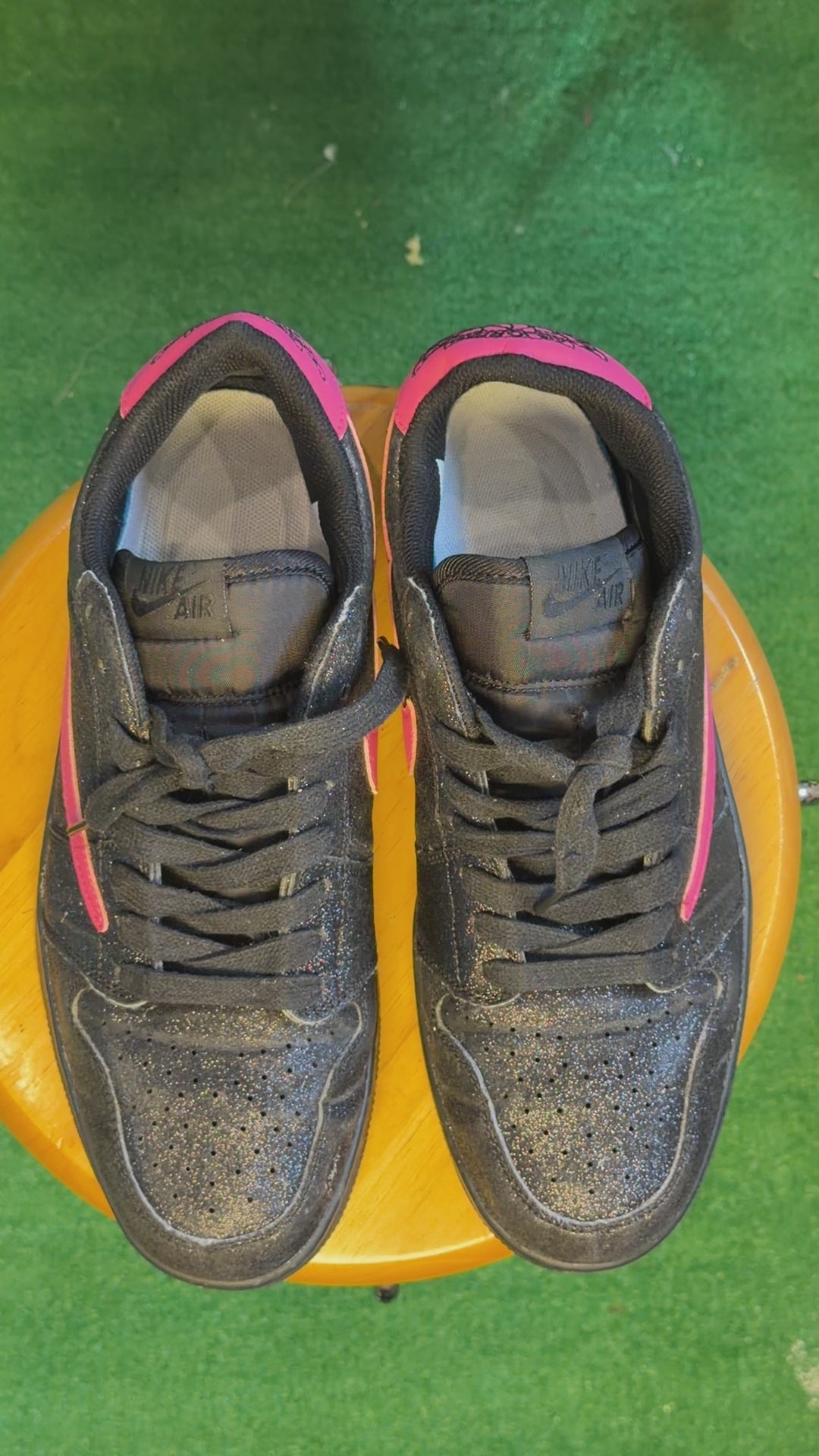 Jordan Air 1 Vintage Basketball Shoes Unisex Black Pink(Nike)